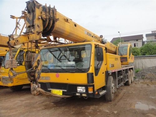 25T Used Truck crane XCMG In China