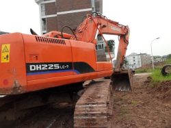 Dh225lc-7 used excavator DEWOO digger